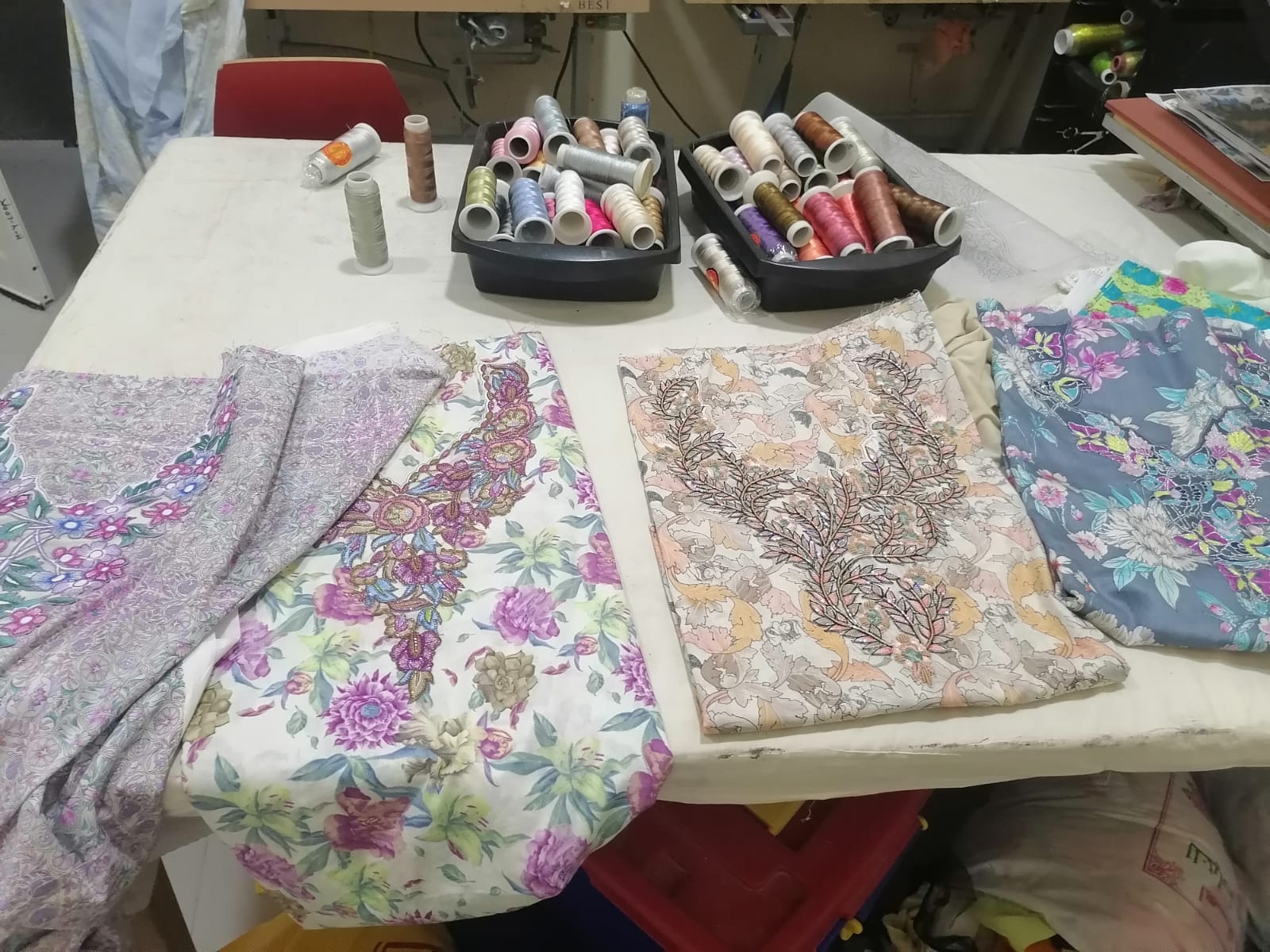 Yasir Hand Embroidery, Machine Embroidery, Stone Work & khaka Artist in UAE