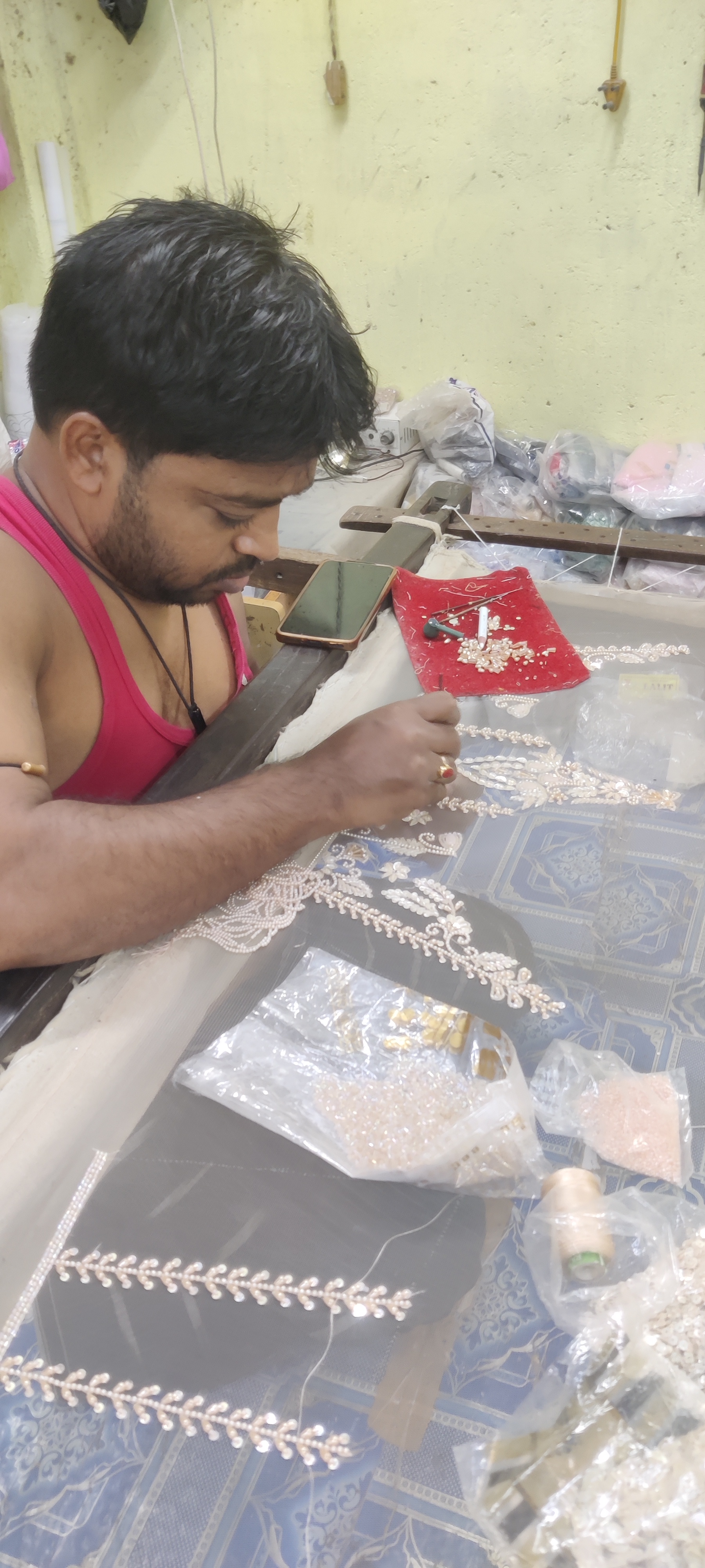 Zaheer Hand Embroidery karkhana in Andheri