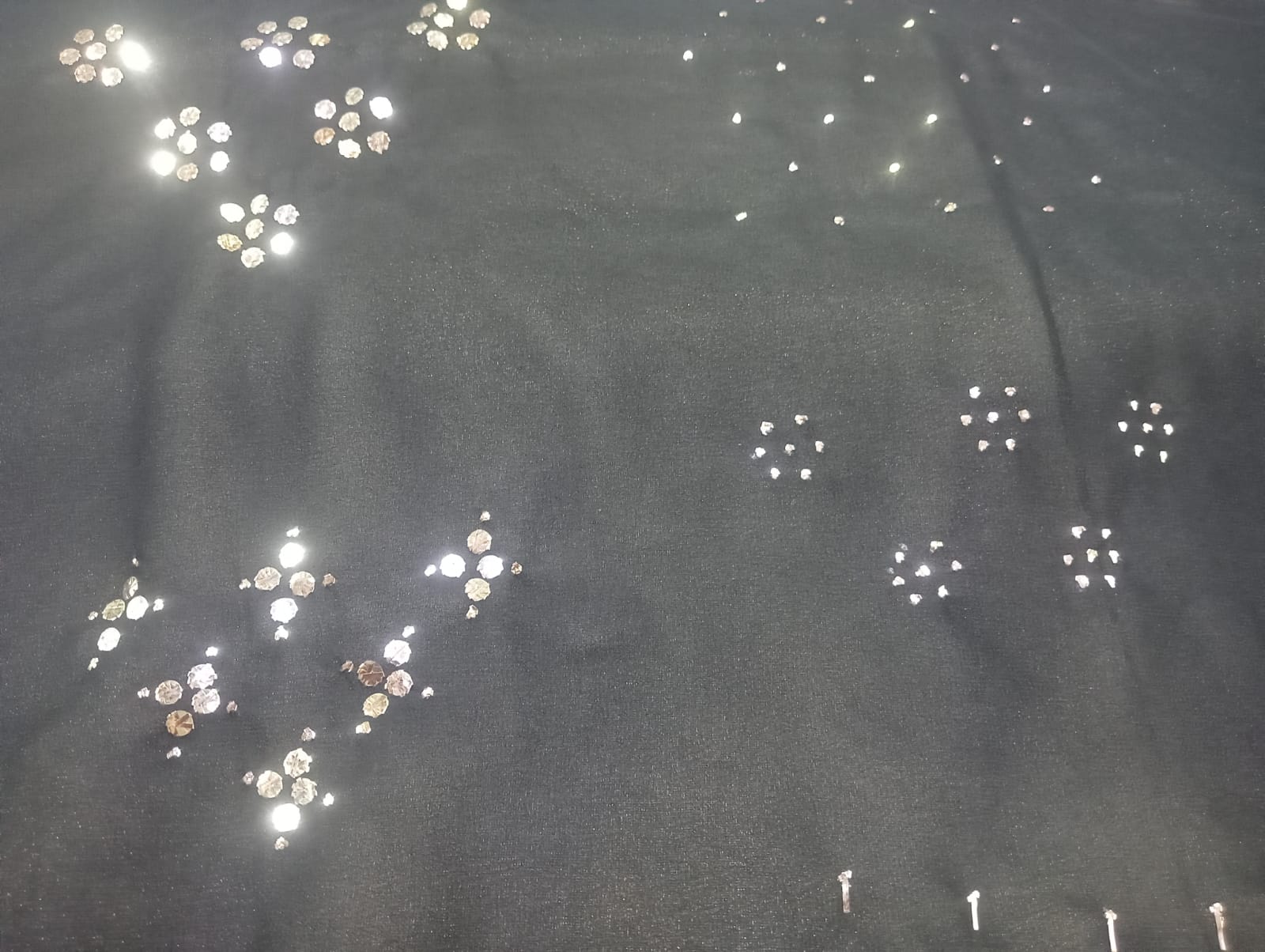 Nazia Mukaish Hand Embroidery Manufacturer in Mumbai