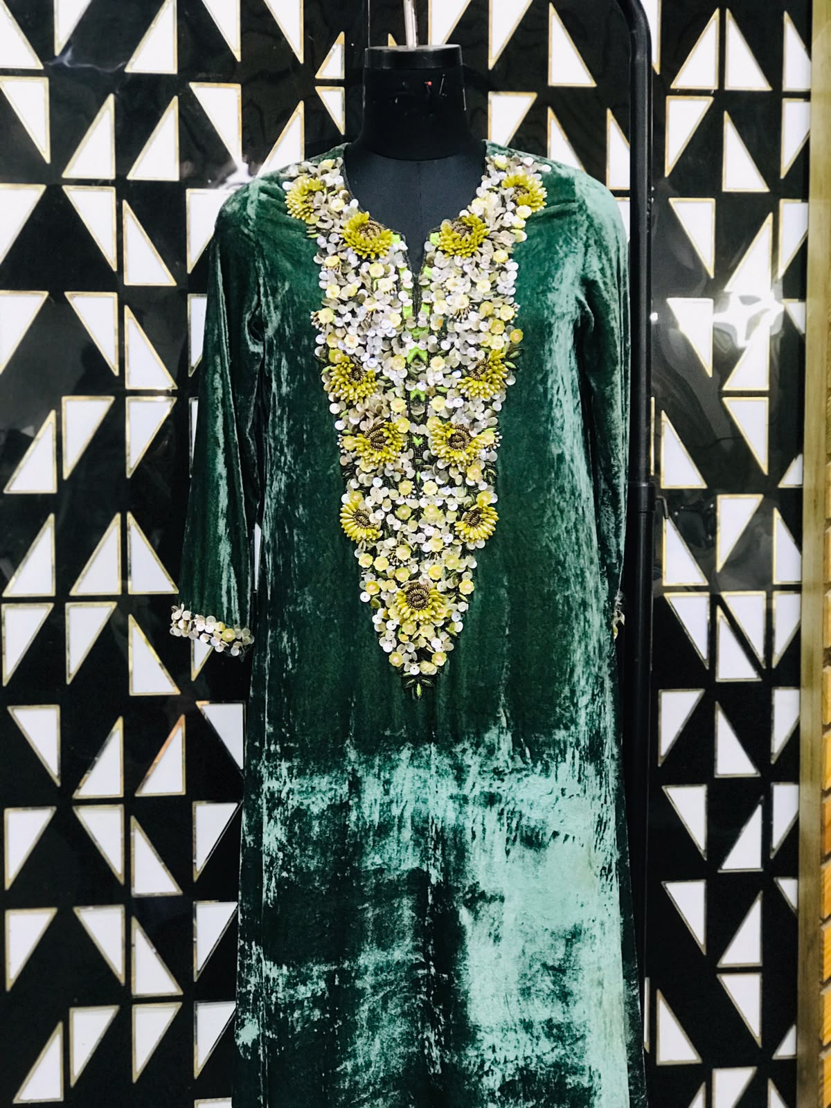 Sahil Tailoring Karigar for Western Wear & Indian Wear Kurtis, Blouses & Tops in Worli
