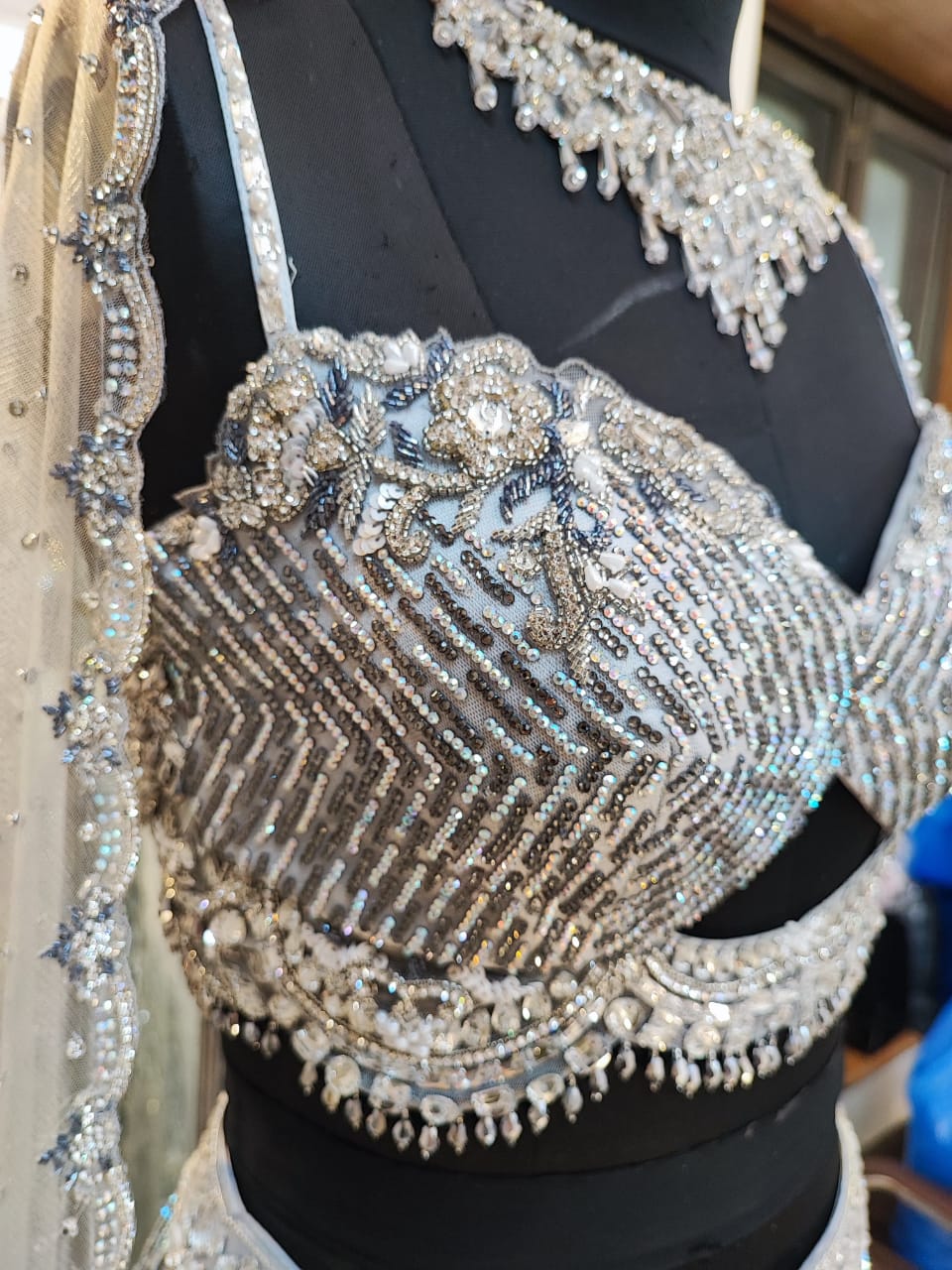 Sahabul  Hand Embroidery Artist in KOLKATA | Boutique & Fashion Designer Embroidery Hire Across India